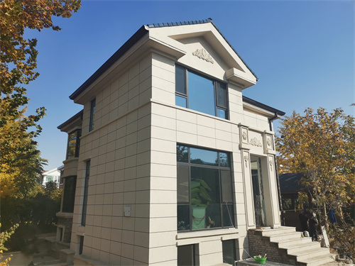 大興沿海麗水佳園別墅外墻水包砂案例